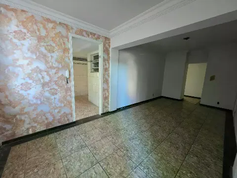 APARTAMENTO à venda, 3 quartos, 1 suíte, Centro