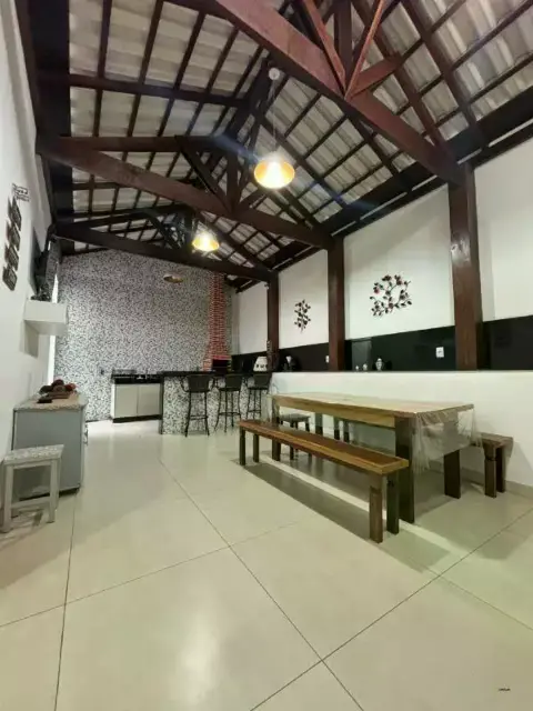 Casa 3 quartos com suíte no Vale das Aroeiras