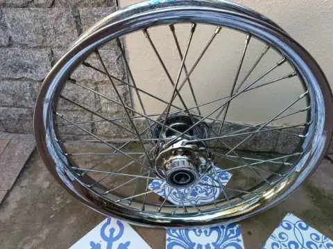 Roda aro 21 abaulada Harley Davidson