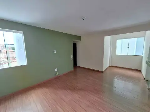 Apartamento com ótima localização — 3 quartos para alugar no Alaita