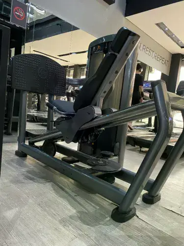 Leg Press 180 Insignia Life Fitness