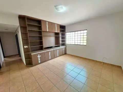 Apartamento com ótima localização para alugar no Belvedere