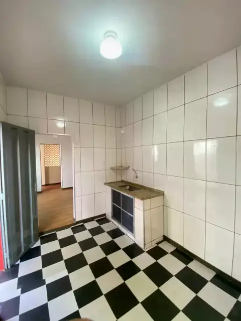 Casa para alugar, 3 quartos, 1 suíte, 2 vagas – Santanense