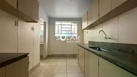 Apartamento 3 quartos com quintal para alugar no Centro