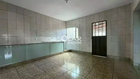 Casa para aluguel no bairro Lourdes, em Itaúna