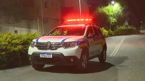 Homem é morto a tiros e outro fica ferido durante ataque em Itaúna