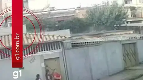 VÍDEO: Mulher é atropelada e motorista foge sem prestar socorro em MG