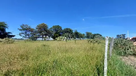 Vendo terreno em Itaúna com ótima localização! — 300 m2 no Brejo Alegre