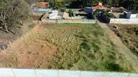 Vendo lote em Itaúna com ótima localização! — 467 m2 no Chácara do Quitão