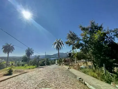 Vendo chácara de mil metros em Itaúna em excelente localização!