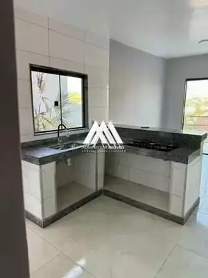 Vendo casa em Itaúna com excelente localização! — Casa 2 quartos no Centro