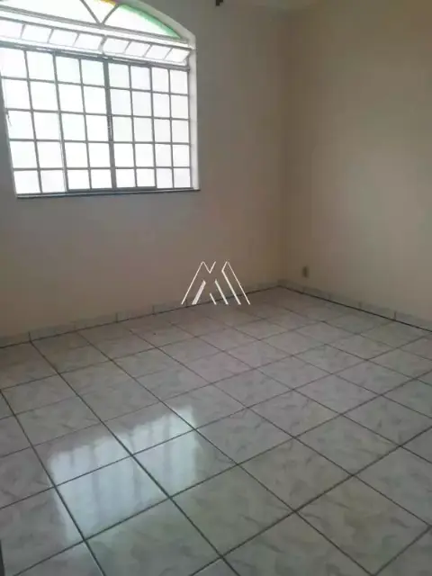 Vendo casa ampla no Morro do Engenho — 2 quartos, 150 m2