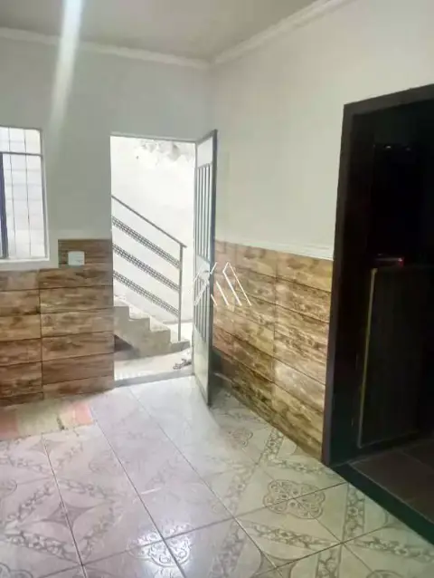 Vendo casa com 03 quartos no Bela Vista