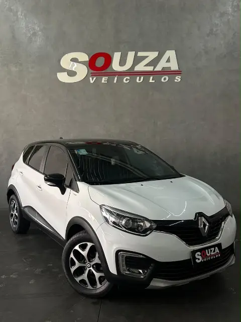Renault Captur Bose 1.6 Automática 2021 — 54 mil km