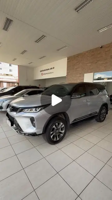 Toyota Hilux SW4 Diamond 2025 4x4 Diesel — 25 mil km