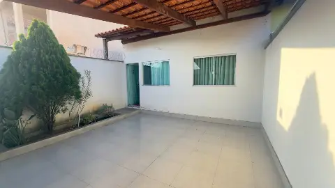 Casa 3 quartos à venda no Centenário