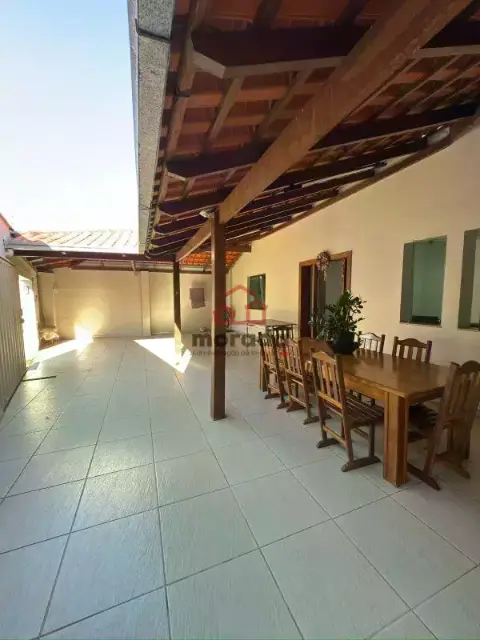 Casa à venda, 2 quartos, 2 vagas, Cerqueira Lima