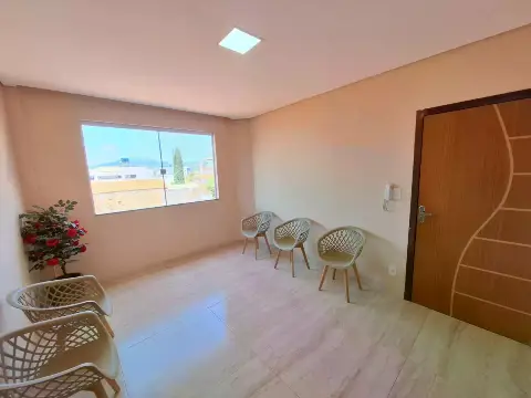 Excelente Apartamento Todo Planejado e Mobiliado — Vila Mozart