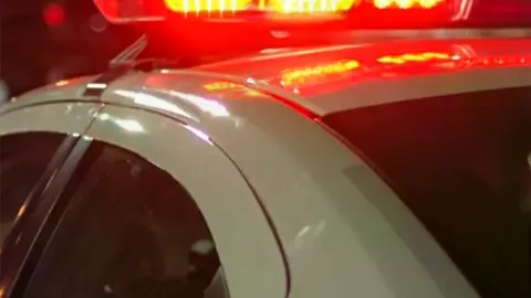 Mulher é agredida com socos e chutes por irmão