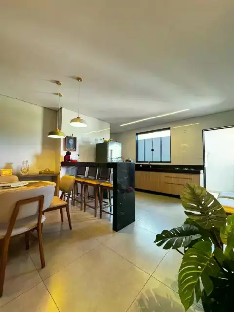 Apartamento à venda, 3 quartos, 1 suíte, 2 vagas, Centro