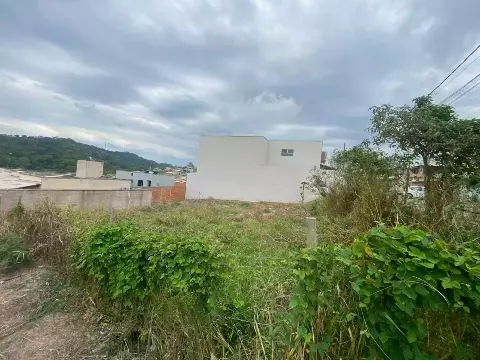 Lote de esquina 431 m2 à venda no São Bento