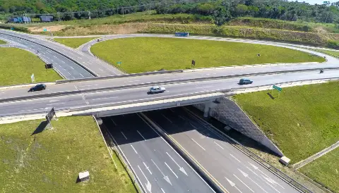 MG-050 terá operação reforçada no feriado prolongado de Nossa Senhora Aparecida