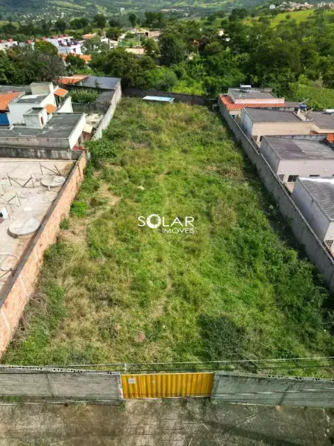 Lote à venda no Vale das Aroeiras!