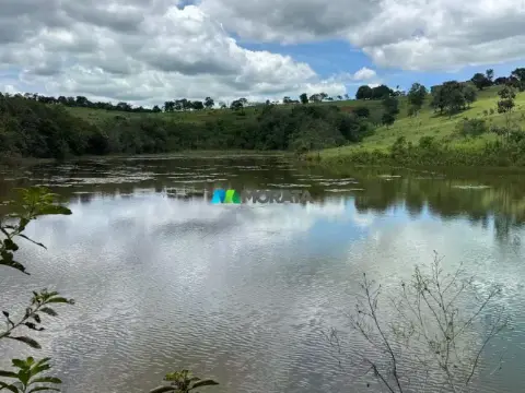 Fazenda à Venda - 200 Hectares - Itaúna (MG)