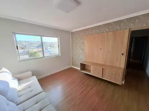 Apartamento para alugar, 2 quartos, 1 suíte, 1 vaga — Residencial Morro do Sol