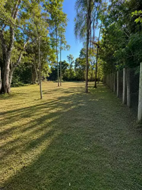 Chácara 1.432 m2 à venda no Condomínio Arrail do Lago