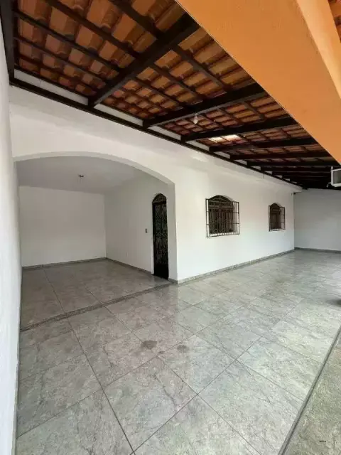 Casa à venda, 3 quartos, 4 vagas, no Parque Jardim