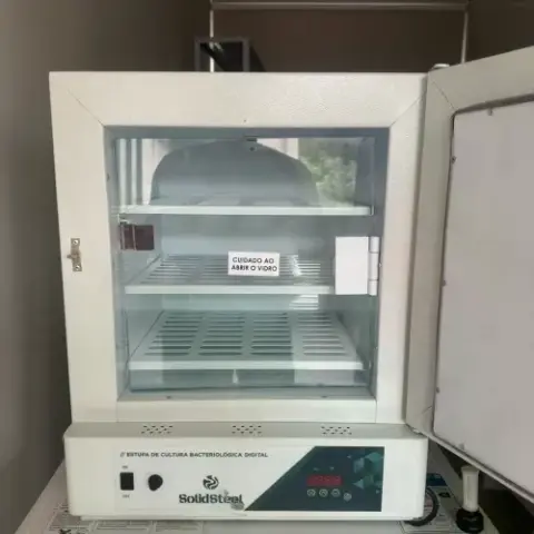 Estufa Bacteriológica
