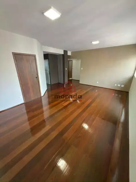 Cobertura à venda, 2 quartos, 1 suíte, 1 vaga, Centro