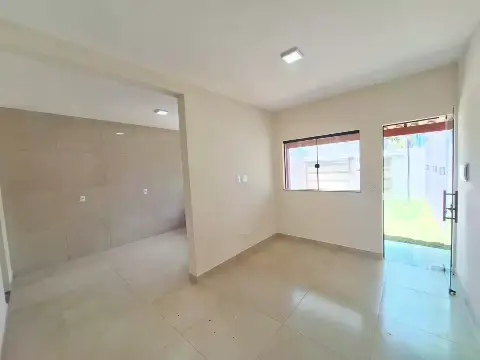 Casa Nova com Suíte — 3 quartos para alugar no Sion