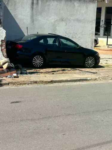 Volkswagen Jetta Comfortline 2.0 T.flex 8V 4P Tipt. 2014