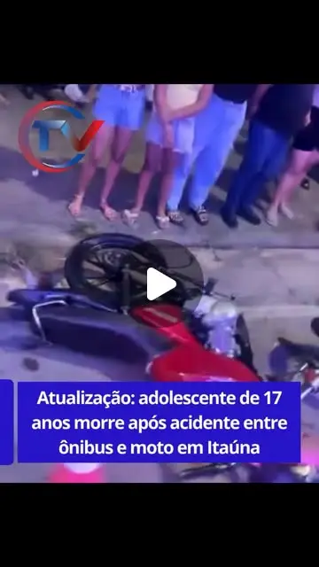 Adolescente morre em colisão entre ônibus e motocicleta