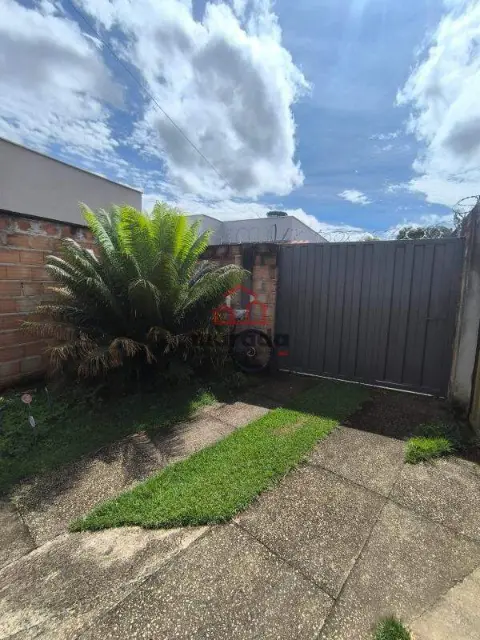 Casa para aluguel, 3 quartos, 1 suíte, 3 vagas, Garcias