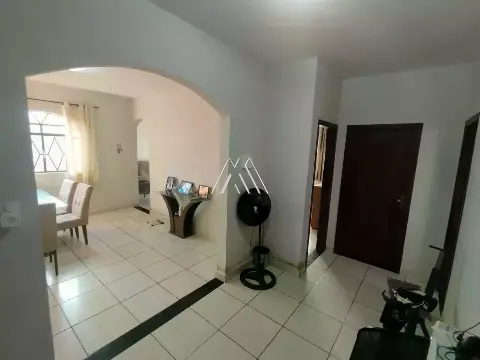 Casa à venda no Residencial Veredas em Itaúna