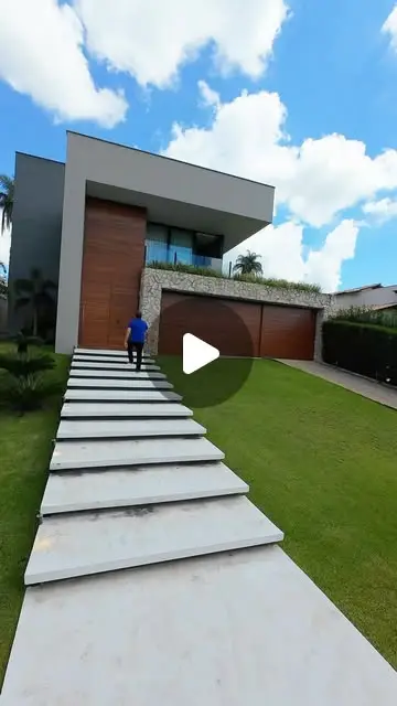 Casa 4 quartos em condomínio com piscina e 3 vagas