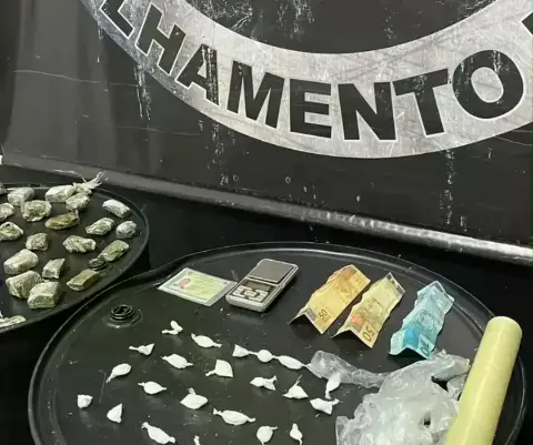 Operação policial apreende drogas no Nogueira Machado