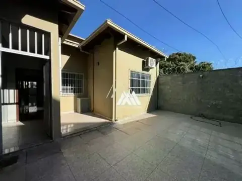 Vende-se casa de 4 quartos, Centro