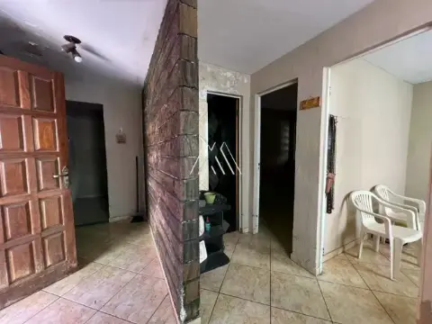 Vendo casa com 03 quartos no Cidade Nova