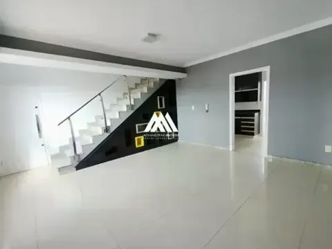 Vendo cobertura de 234m2 em Itaúna com excelente localização no Lourdes!