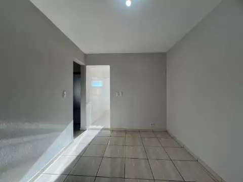 Alugo apartamento em Itaúna próximo a universidade!!