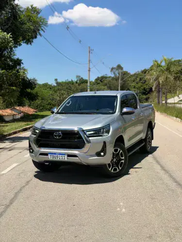 Toyota Hilux CD SRX 4X4 2.8 TDI 16V Diesel Aut. 2025