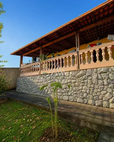 Casa 2 quartos à venda na Várzea da Olaria em Itaúna — Vila Tavares