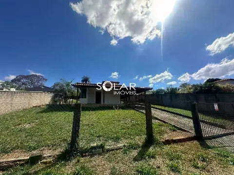 Casa à venda no Condomínio Recanto dos Pássaros – 2 quartos