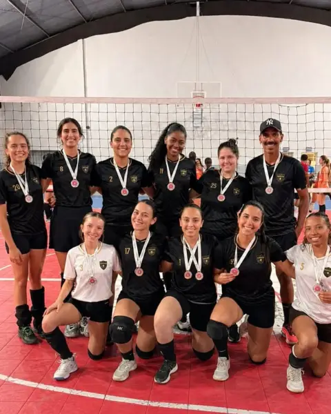 Vôlei de Itaúna conquista segundo lugar no 1o Campeonato Força Jovem e tem três atletas na seleção do torneio