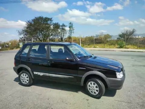 Fiat Uno Mille Celeb. WAY Econ. 1.0 F.flex 4P 2009