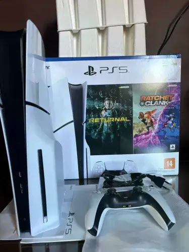 PlayStation 5 Slim Mídia Física 1TB, Excelente Estado!